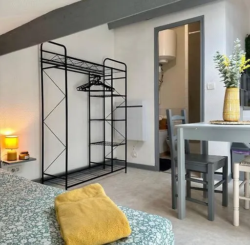 Proche Gare Apartman